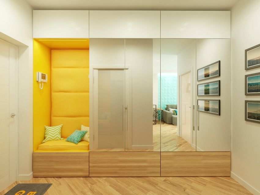 Hall design: et billede af det indre af en lille korridor