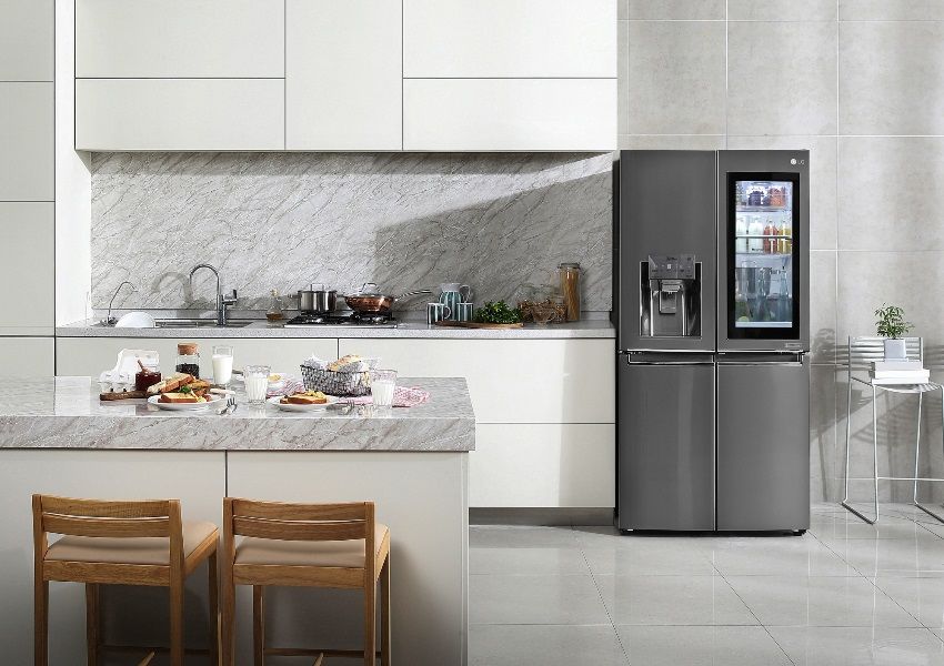 Køleskab med gennemsigtig dør: En stilfuld enhed i det moderne køkken