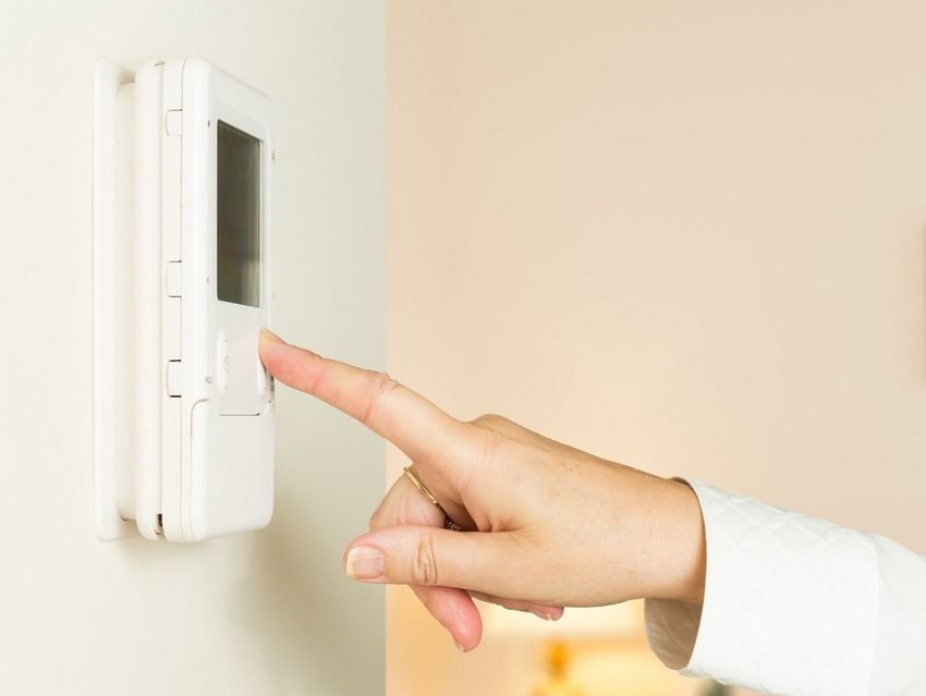 Infrarøde loftvarmere med termostat: priser, modeloversigt