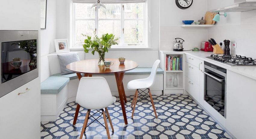 Rund bord i køkkenet: en klassisk accent i et moderne interiør