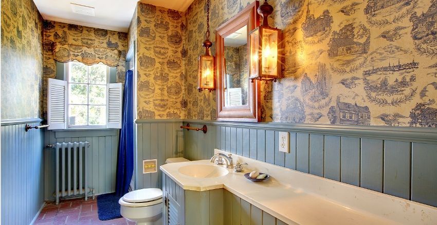 Baggrund til badeværelset: En universel løsning til et stilfuldt værelse