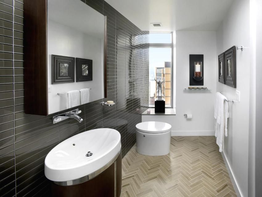 Badeværelsesborde: Et overblik over gulv- og loftmodeller