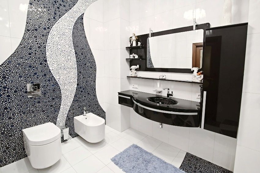 Mosaic flise til badeværelset: sorter, design valg og styling