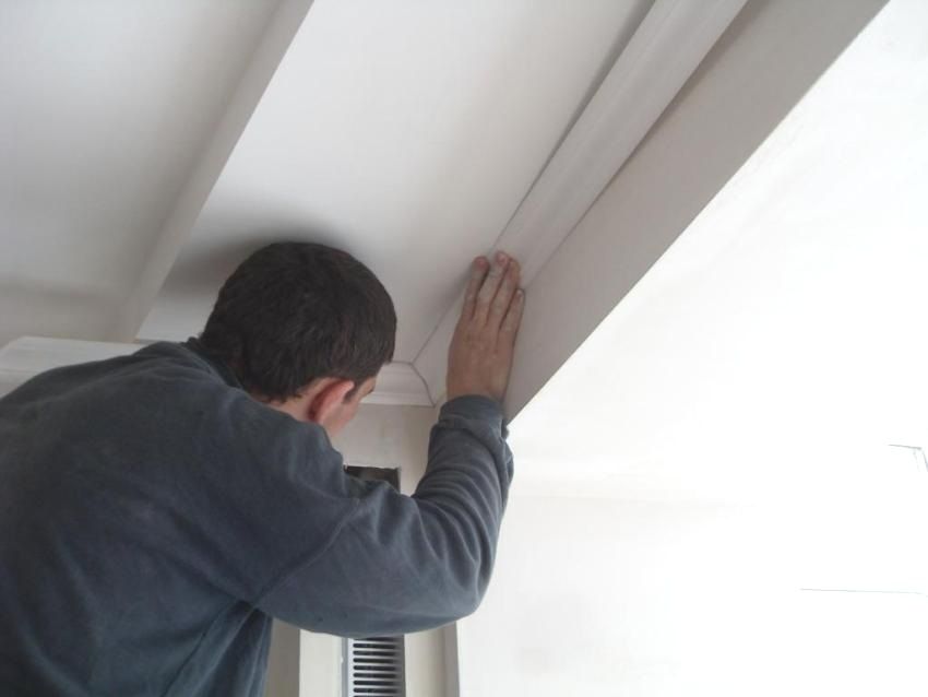Ceiling Polyurethan Skirting: Praktisk og dekorativ ramme