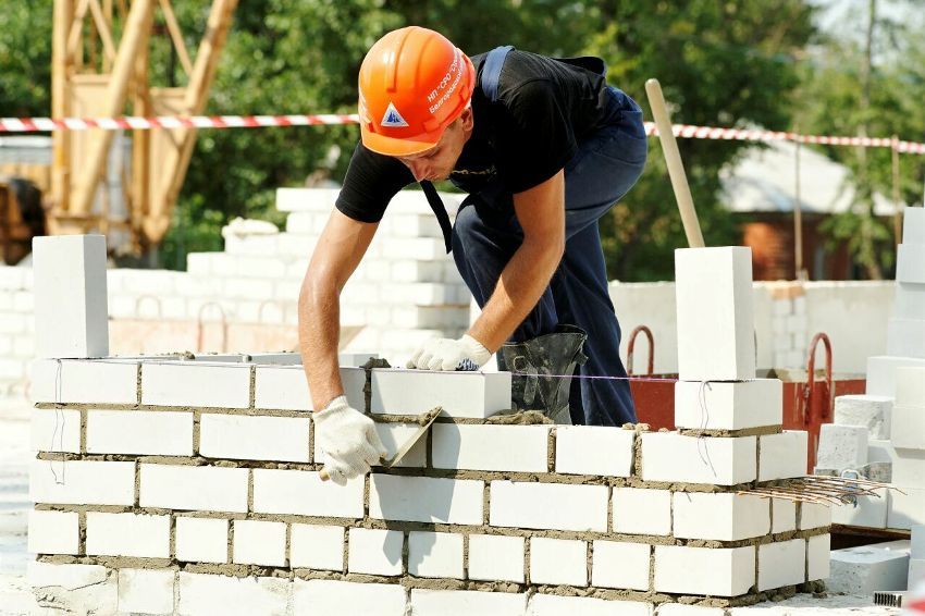 Hvid silicat mursten størrelse, murværk egenskaber og funktioner