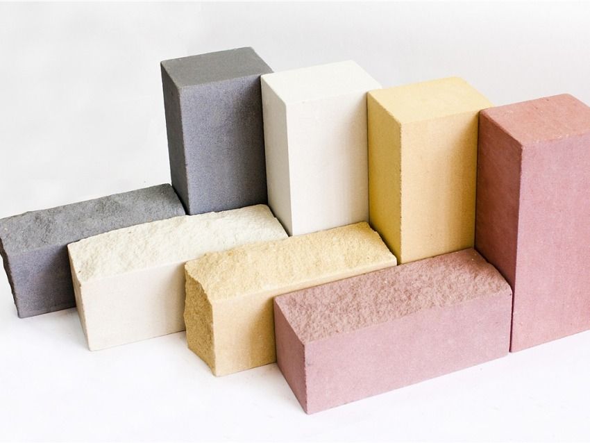 Dimensioner på en halv, enkelt og dobbelt mursten: deres typer og funktioner