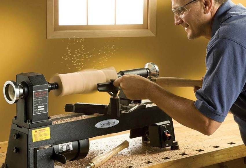 Woodcutters til en drejebænk: Formålet og typerne af værktøjer