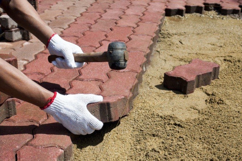 Hvor meget vejer en kasse af sand: beregning af materiale til byggearbejde