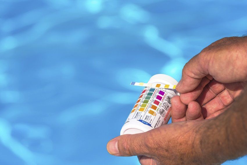 Tabletter til poolen til vand desinfektion: ordentlig pleje af dammen