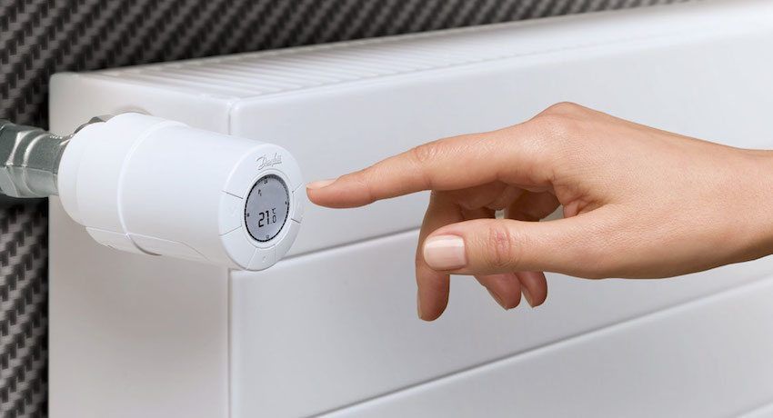 Temperaturregulator til en radiator af opvarmning i systemer af forskellige huse