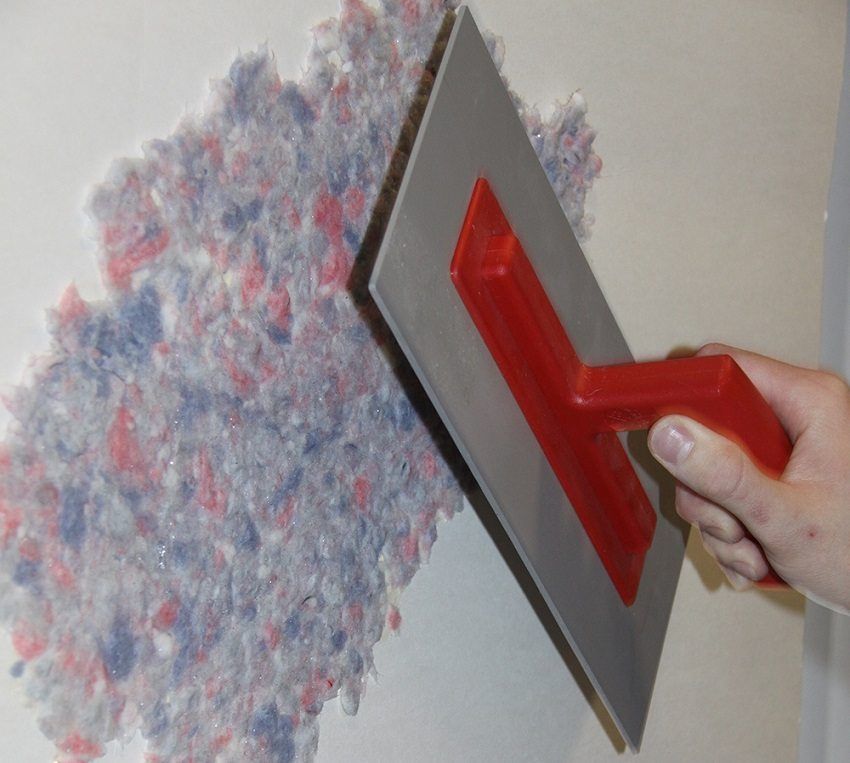 Universal materiale: flydende tapet, hvordan man anbringer dem på væggen og andre overflader